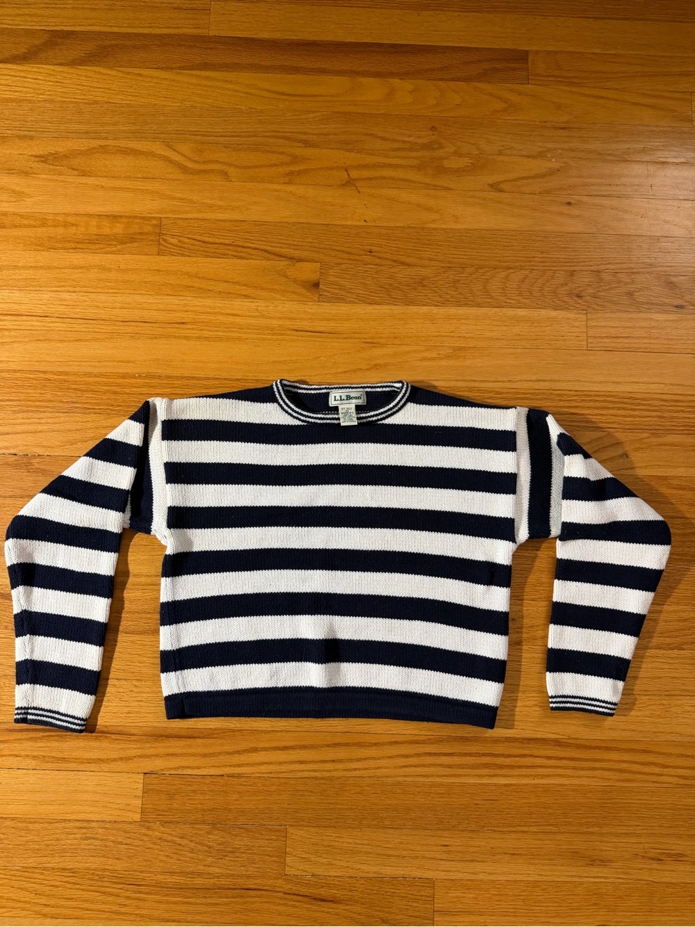 L.L. Bean Women’s Vintage Cotton Navy and White Striped Crewneck Sweater size XS